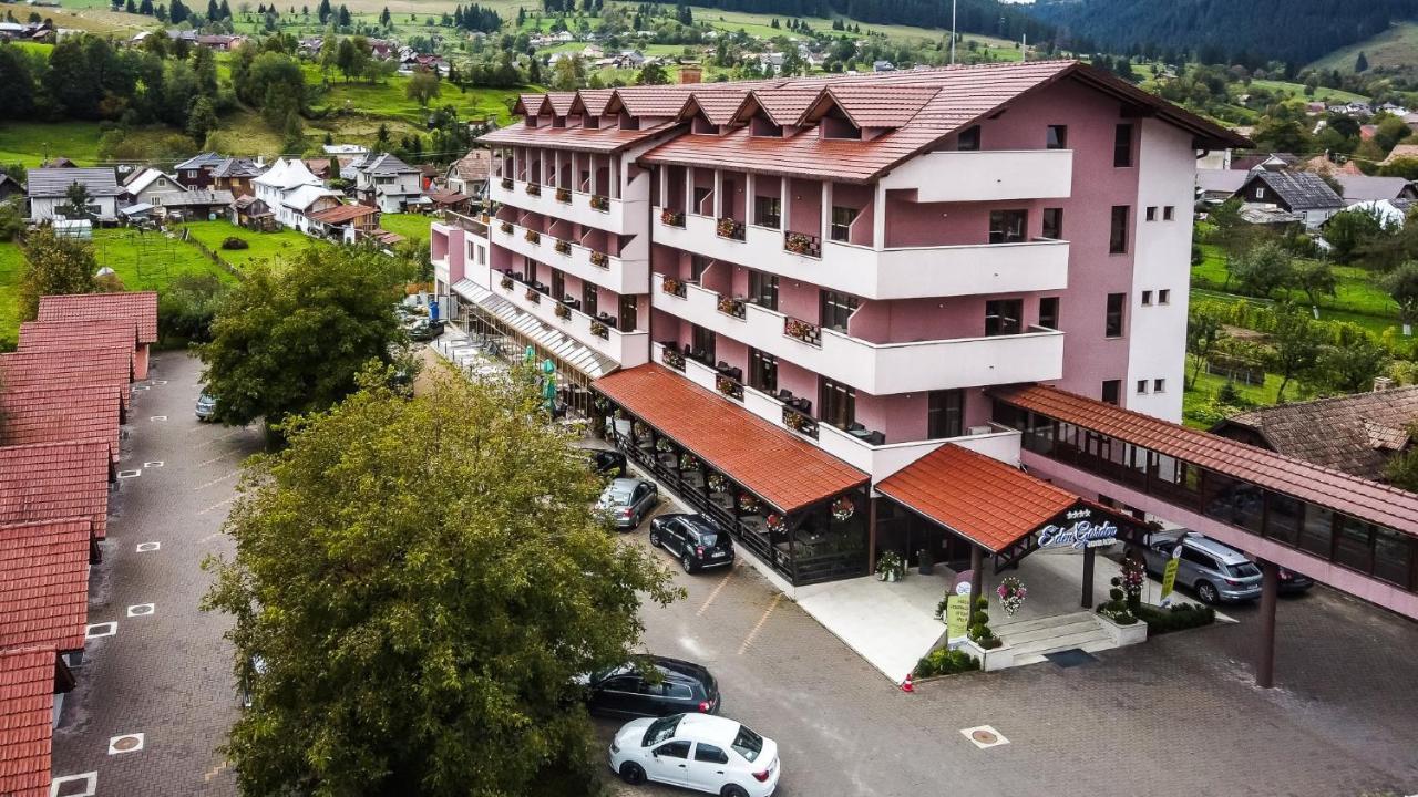 Hotel Eden Garden Spa Câmpulung Moldovenesc Extérieur photo
